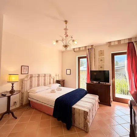 Villa Bellavista Luxury Suites-3